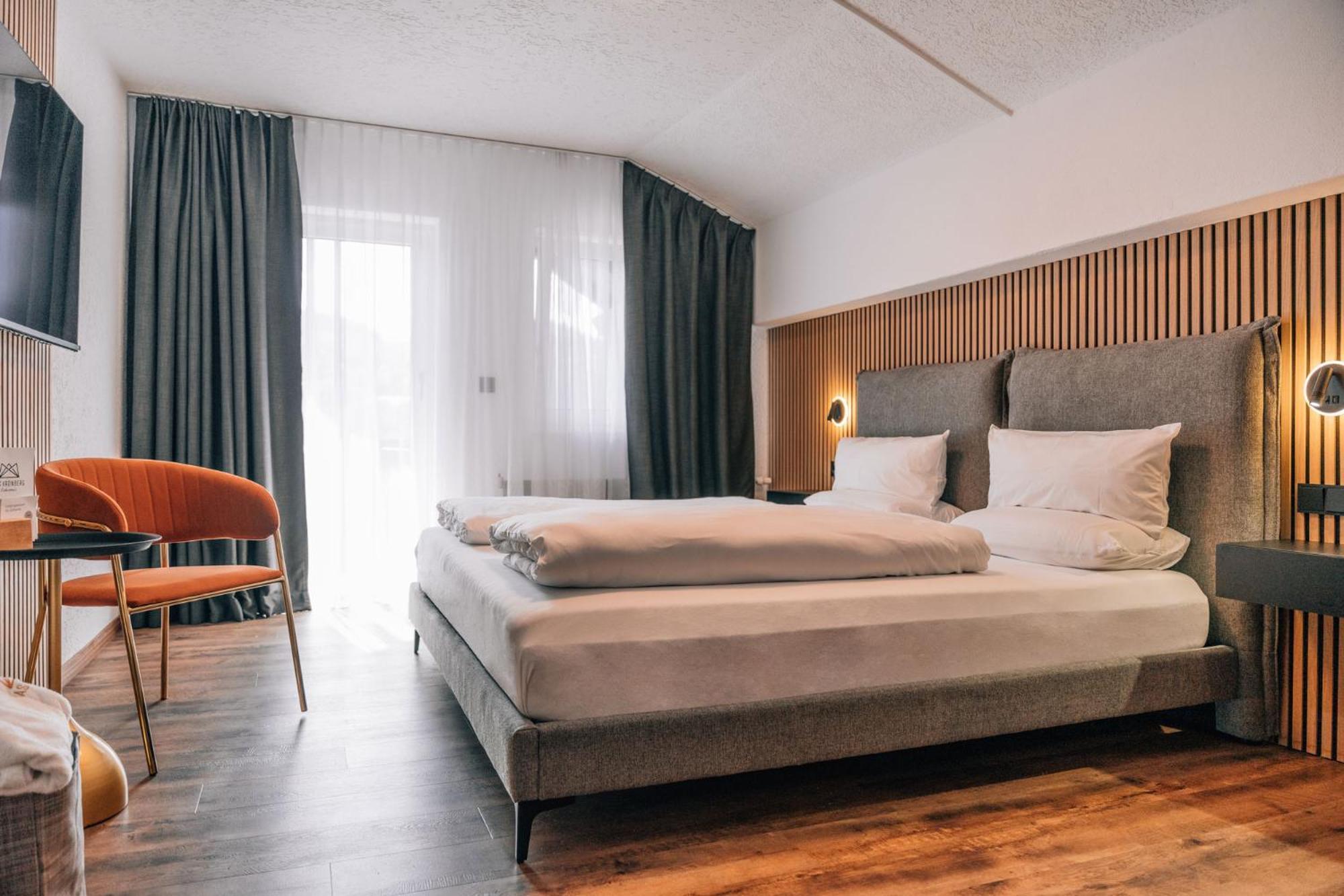 Das Kronberg Hotel - Adults Only - Inkl Soft- Und Heissgetraenkeflat โบเดนไมส์ ภายนอก รูปภาพ